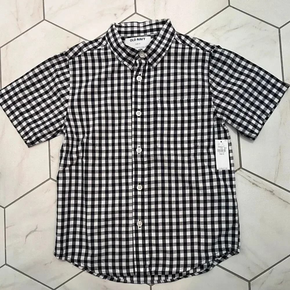 NWT Old Navy Blue Gingham Short Sleeve Button Up Size S 6-7 Boys